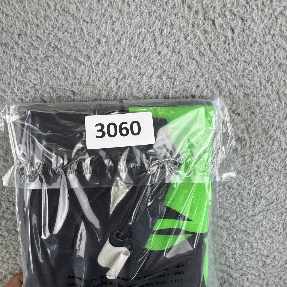 The Punisher Shirt Small Marvel Comics Green Mad Engine Green Short‎ Sleeve Y2K - Picture 10 of 10
